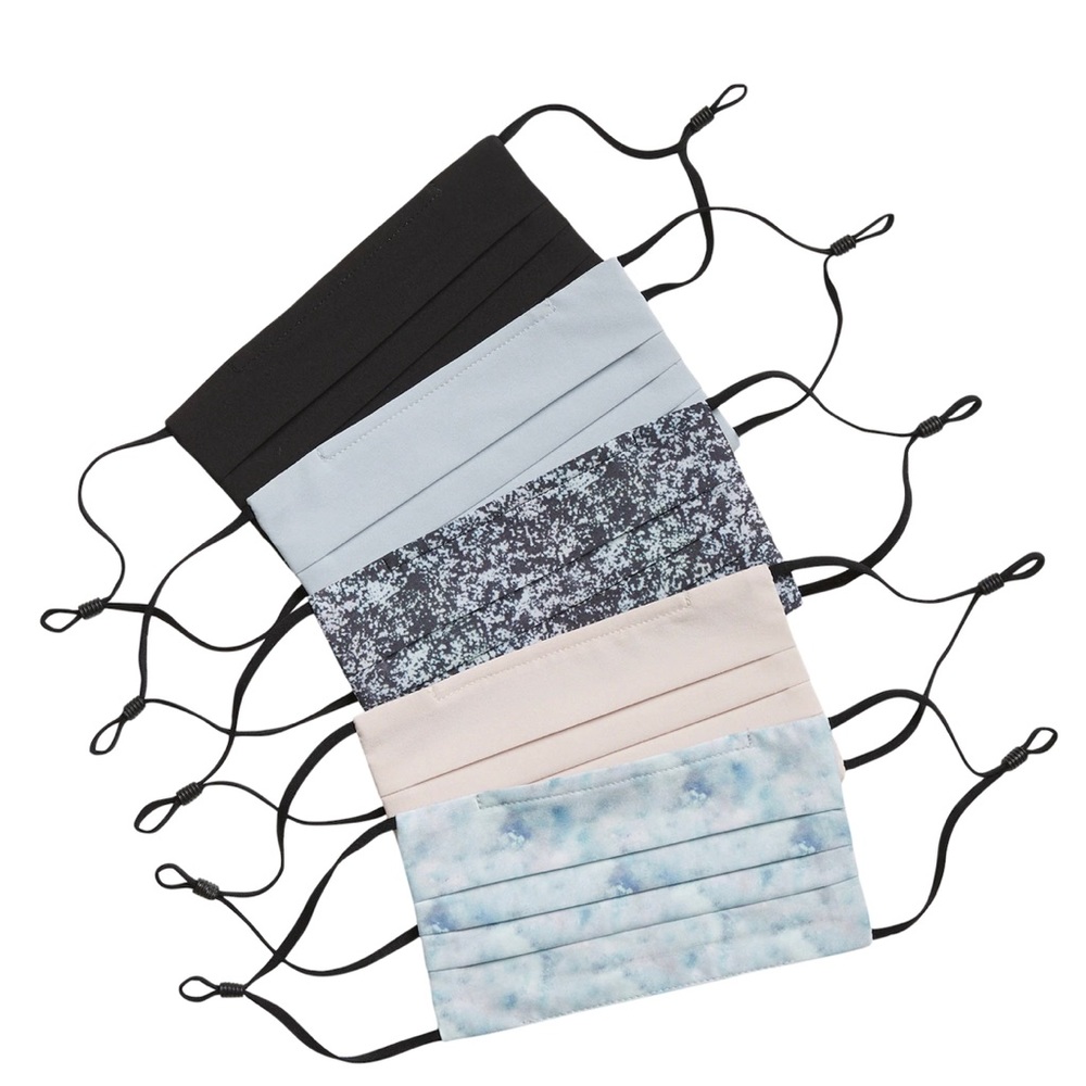Athleta Everyday NonMedical grade Masks 5 pack